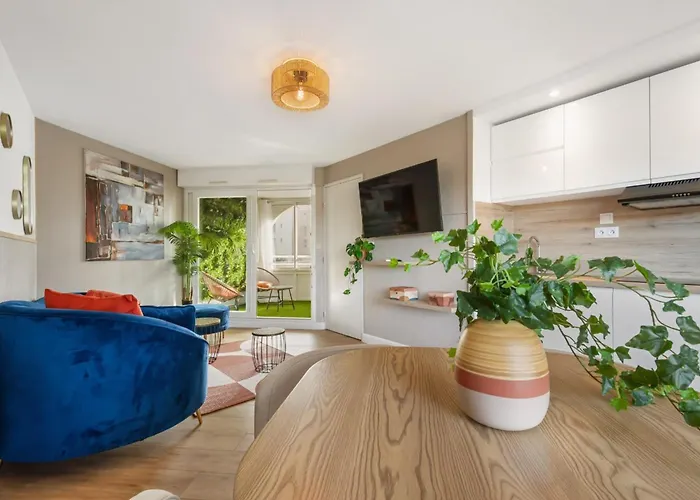 Marina Bay современная в 100 м от пляжа ла конк Апартаменты