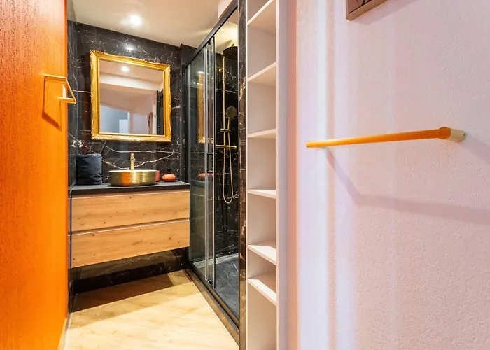 Marina Bay современная в 100 м от пляжа ла конк Апартаменты *